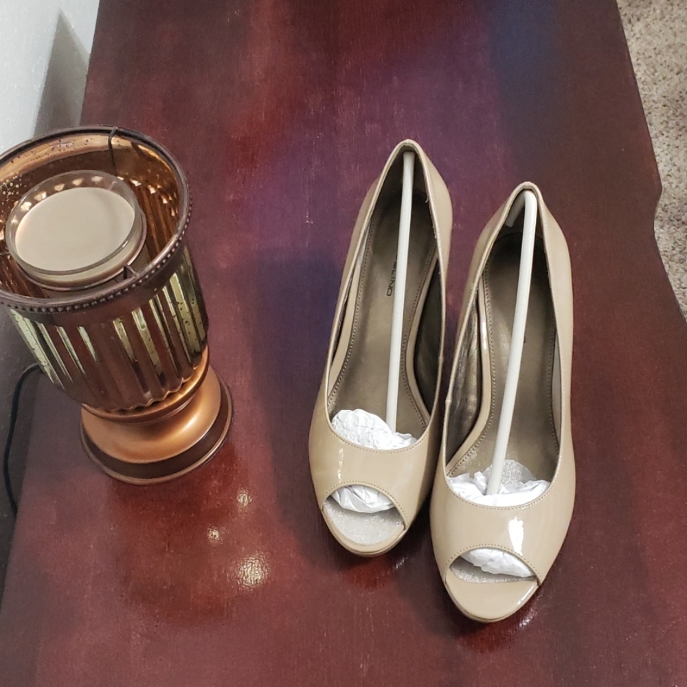 Women High heels
